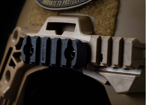 MAGPUL MOE 5-Slot Mounting Kit on EXFIL Rail 3.0 Closeup