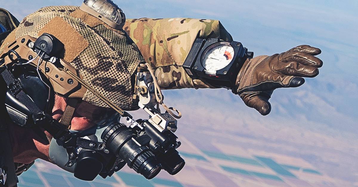 Member of UA Airforce skydiving, wearing Team Wendy helmet